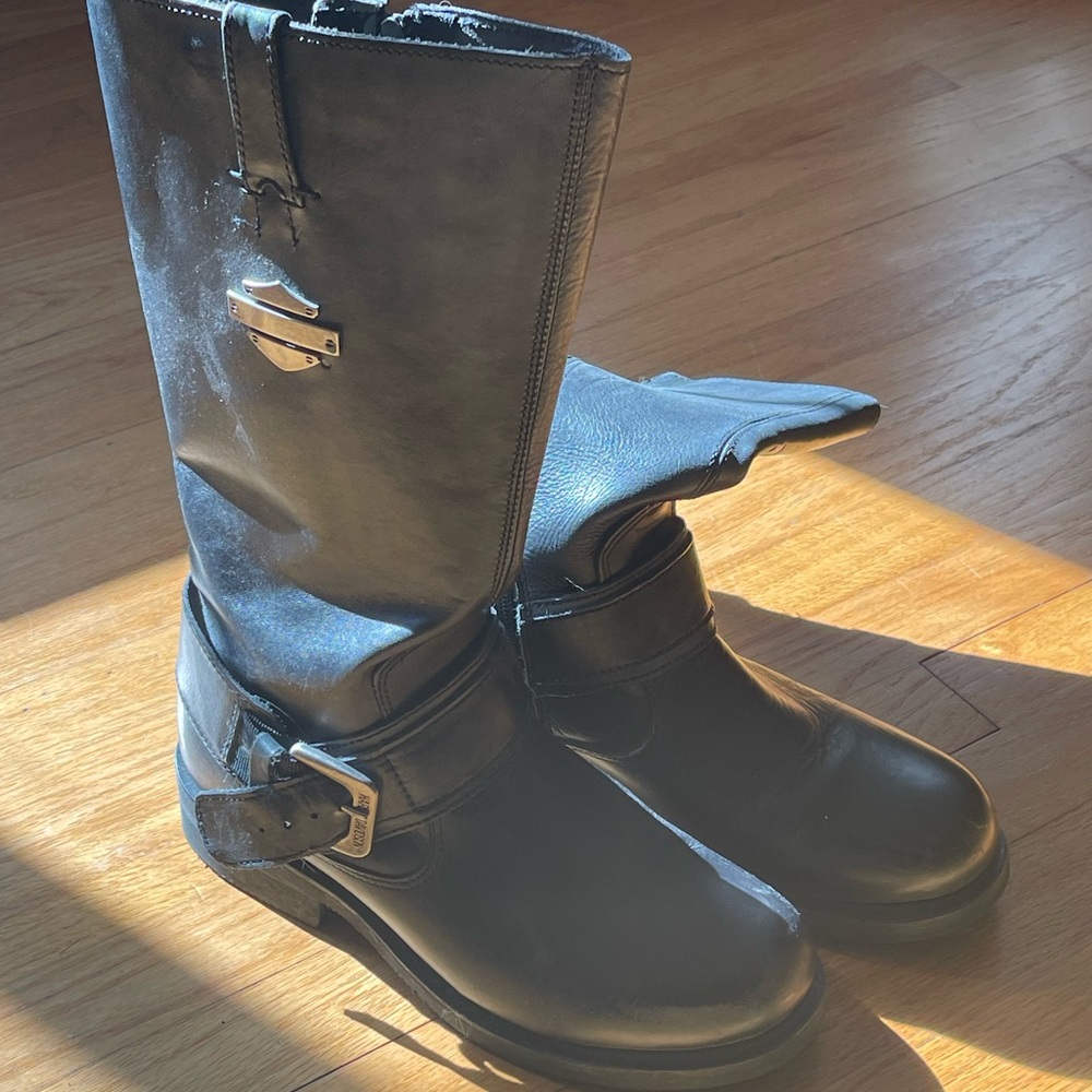 Fantastic Black Leather Motorcycle Boots Women’s size 9!!